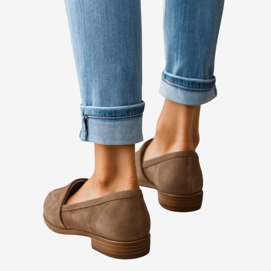 Norelle | Defined Line Flats
