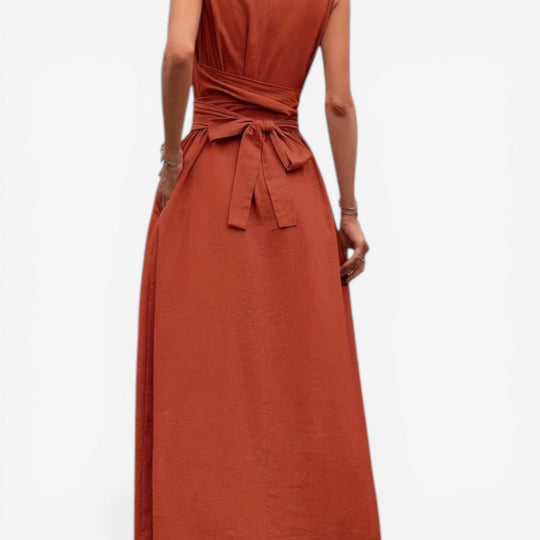 Nireva | Refined Dress