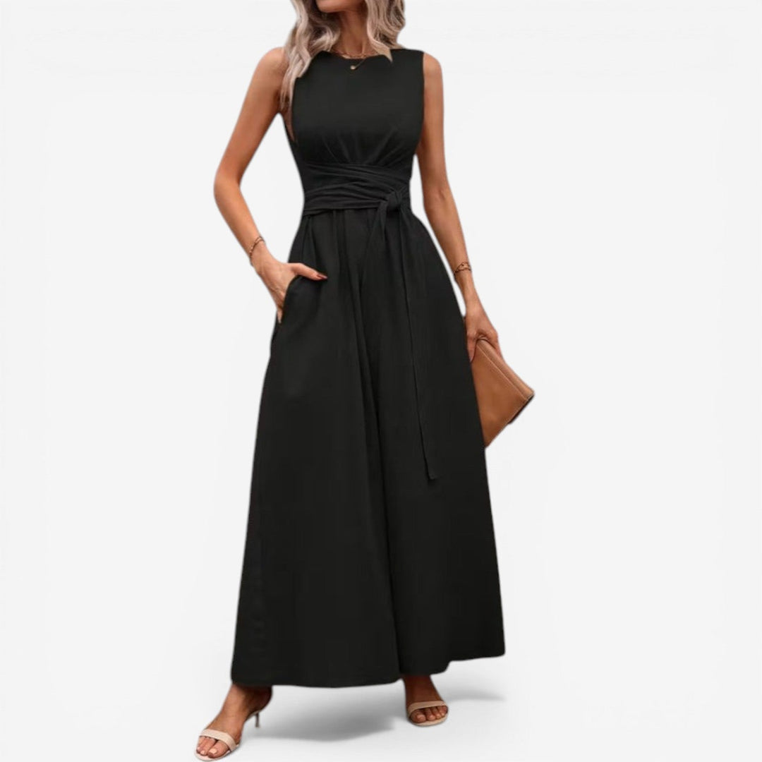 Nireva | Refined Dress