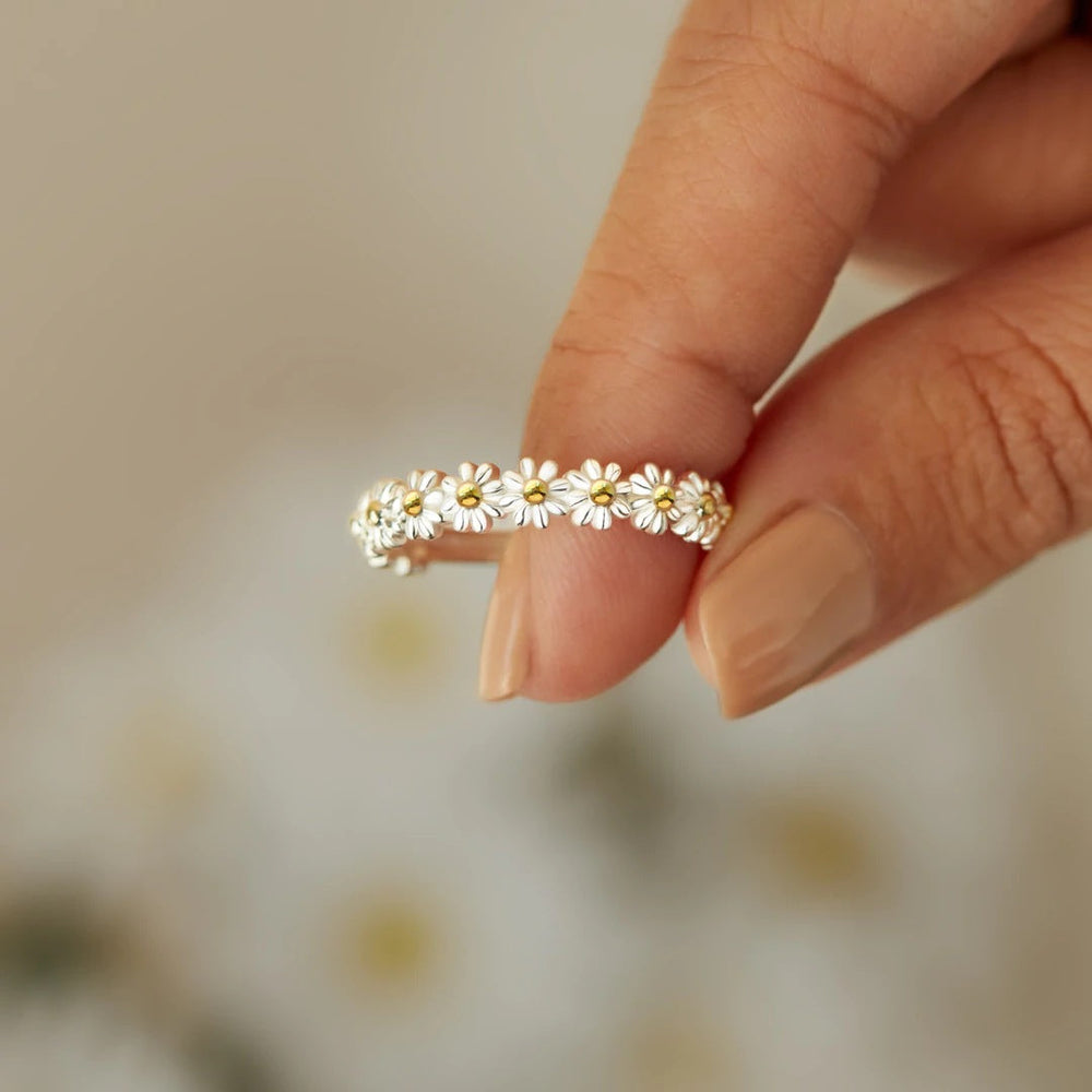 Larelle | Pearl Ring