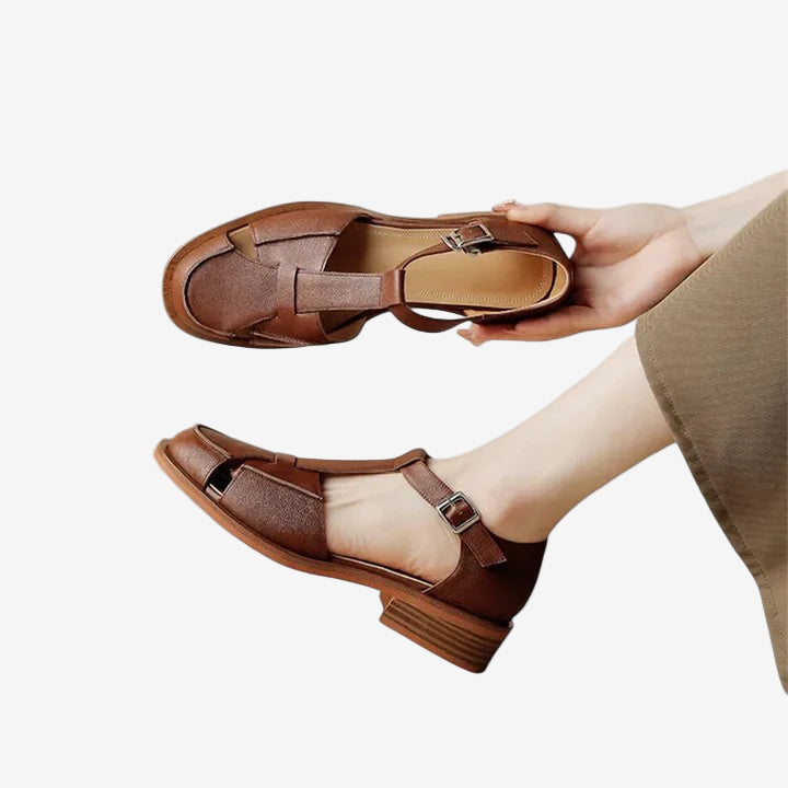 Myvra | Clean Cut Mary Janes
