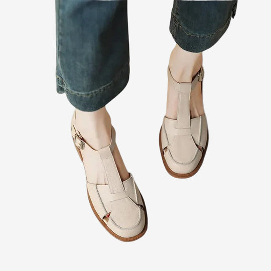 Myvra | Clean Cut Mary Janes