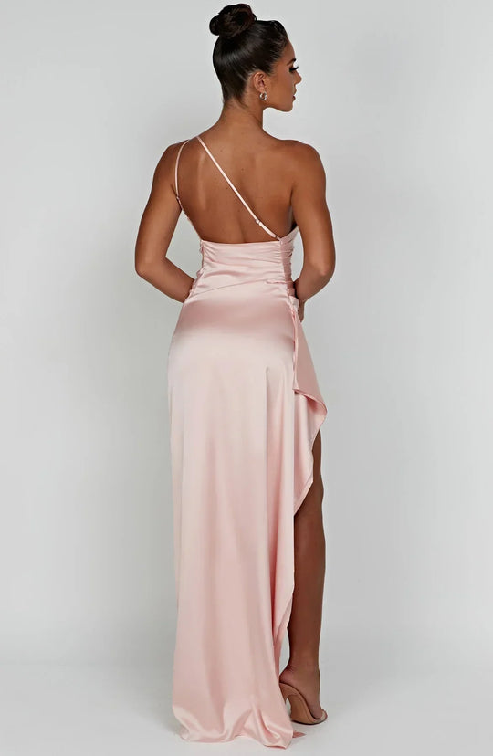 Seravelle | Contour Flow Maxi Dress